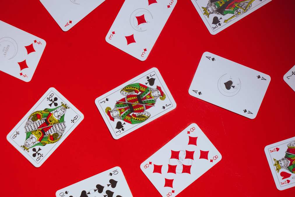 Il Giusto Equilibrio: Come i Casino Online Bilanciano Divertimento e Rischio